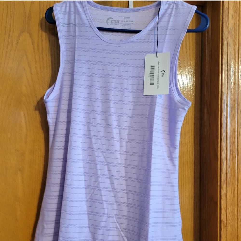 3 for $10 NWT Zyia Luxe Muscle Tank